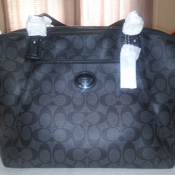 Purse - Picture 2 of 2